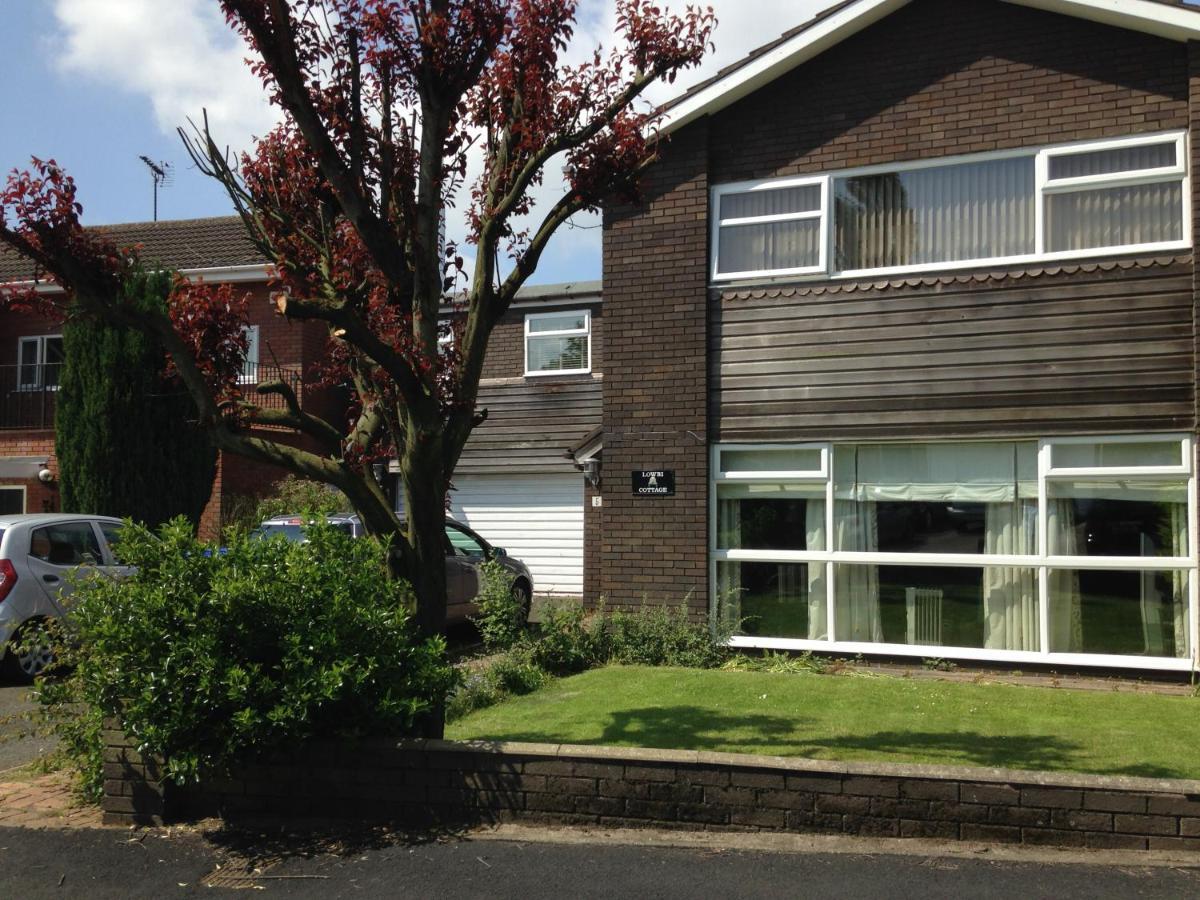 Lowri Cottage Hotel Shenstone Esterno foto