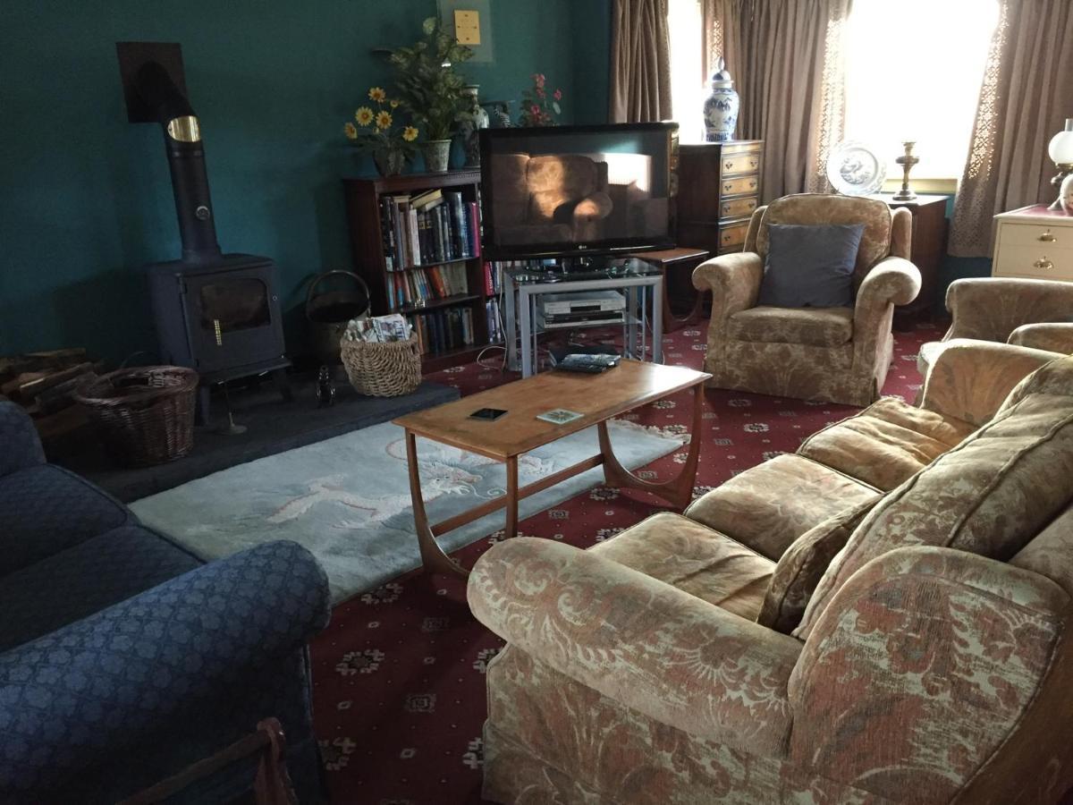 Lowri Cottage Hotel Shenstone Esterno foto